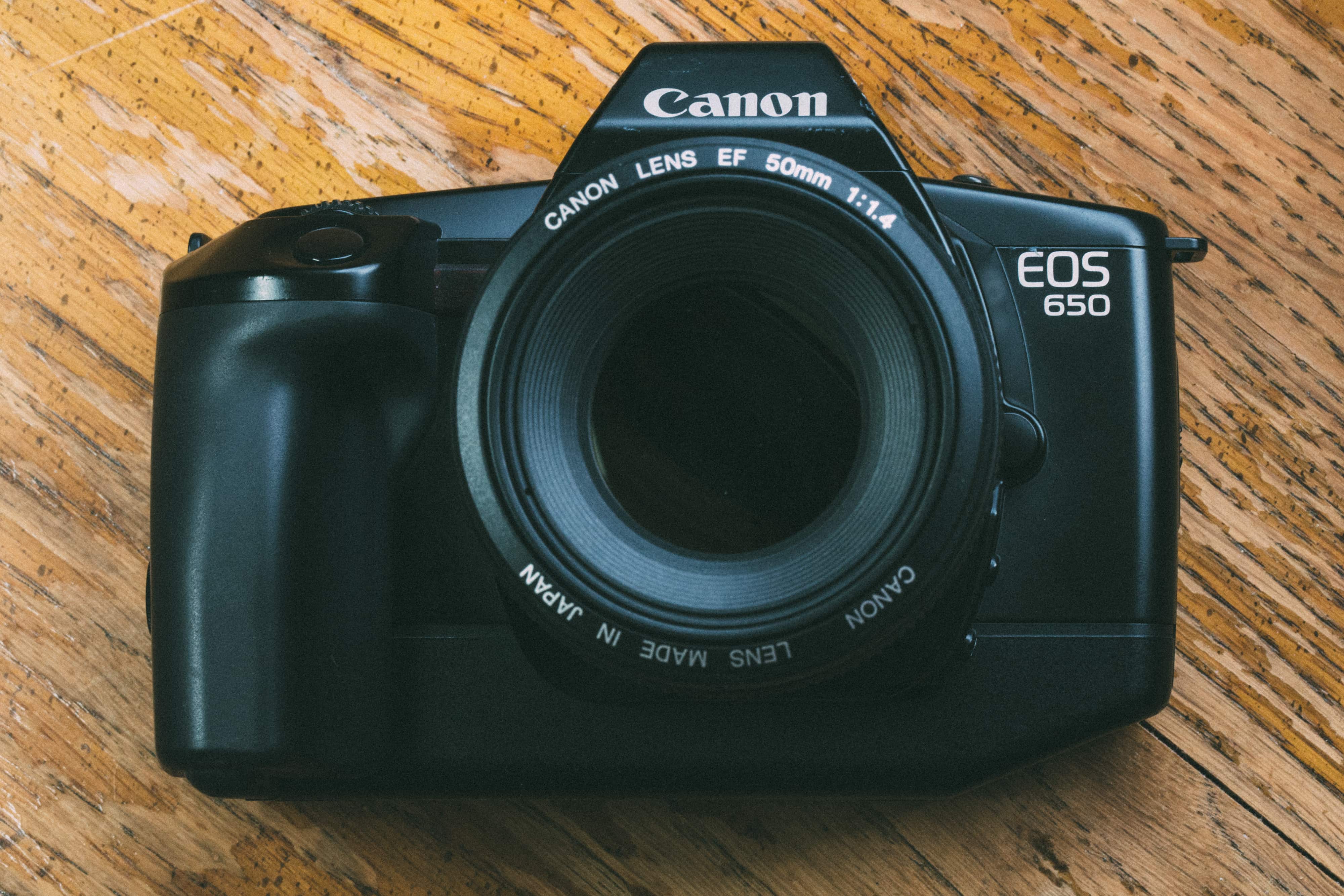 Canon EOS 650 Camera Review • Scott Locklear